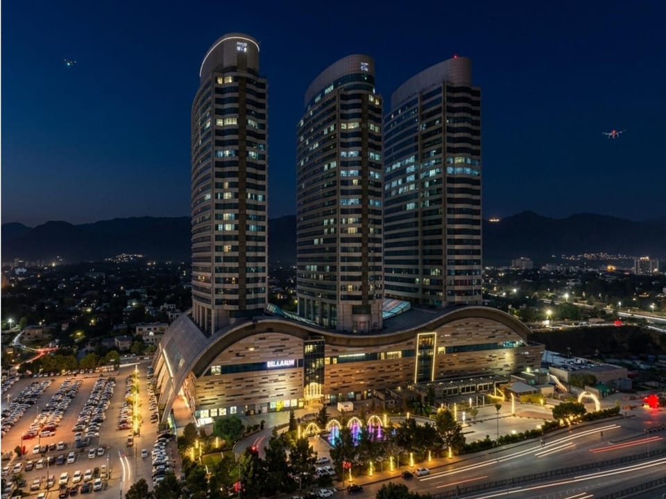 Property building, Night, Bird's eye view, City view, Location, Parking