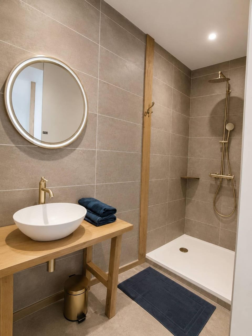 Chambre de charme dans une bergerie rénovée Apartment in Occitanie