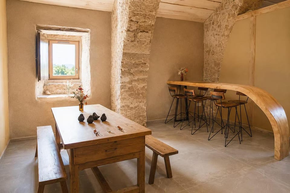 Chambre de charme dans une bergerie rénovée Apartment in Occitanie