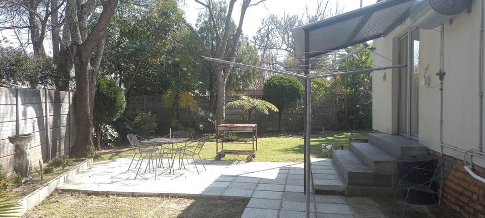 Patio, Garden