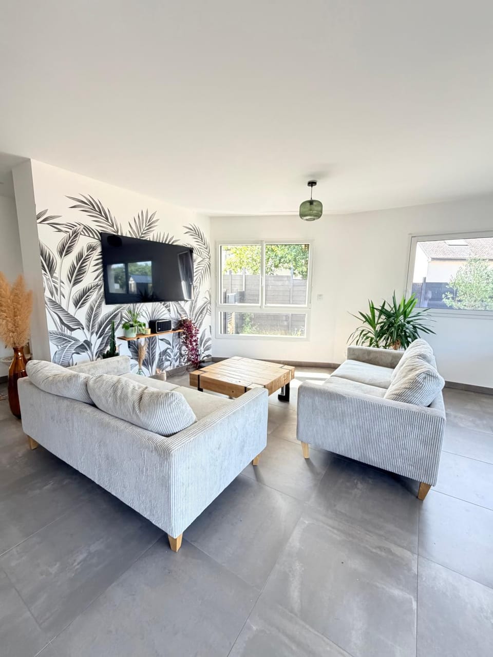 TV and multimedia, Living room