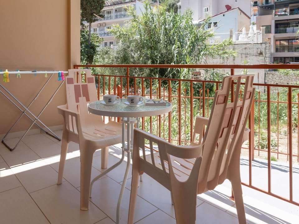 View (from property/room), Balcony/Terrace