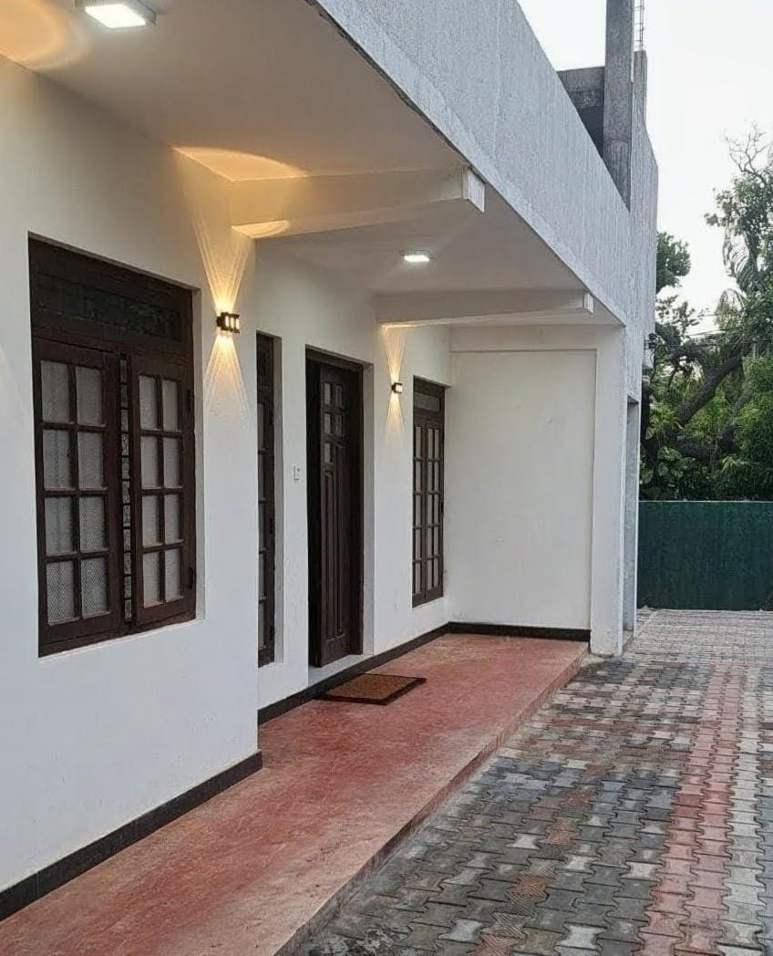 Villa Nirvana Anuradhapura Bed and Breakfast in Sri Lanka