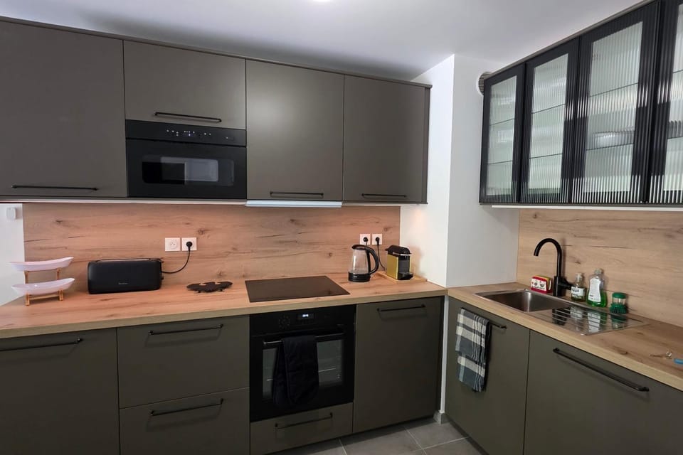 Modern apart with balcony and garage in Briançon Apartment in Briançon
