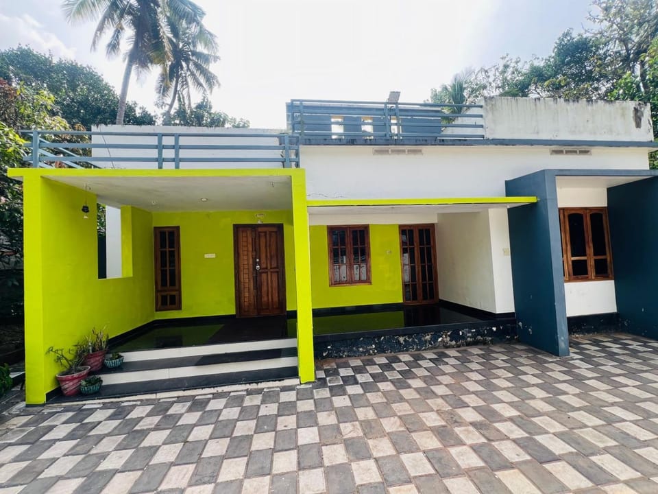3 bedroom villa Villa in Varkala