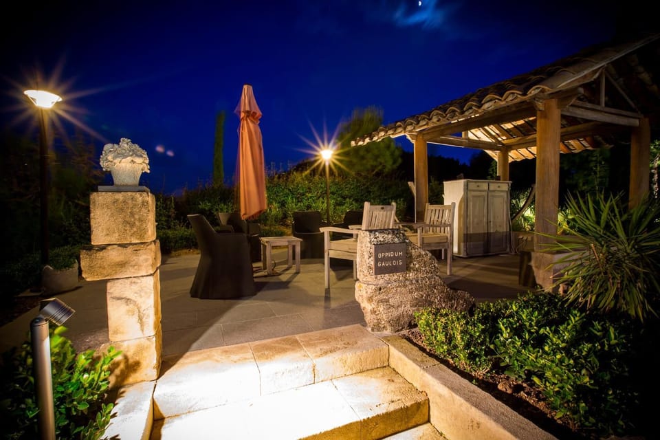 Villa Mani Perreal - Vivons un Peu Villa in Provence-Alpes-Côte d'Azur