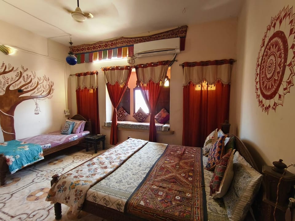 Incredible's Homestay - Inside Fort Hostel in Rajasthan