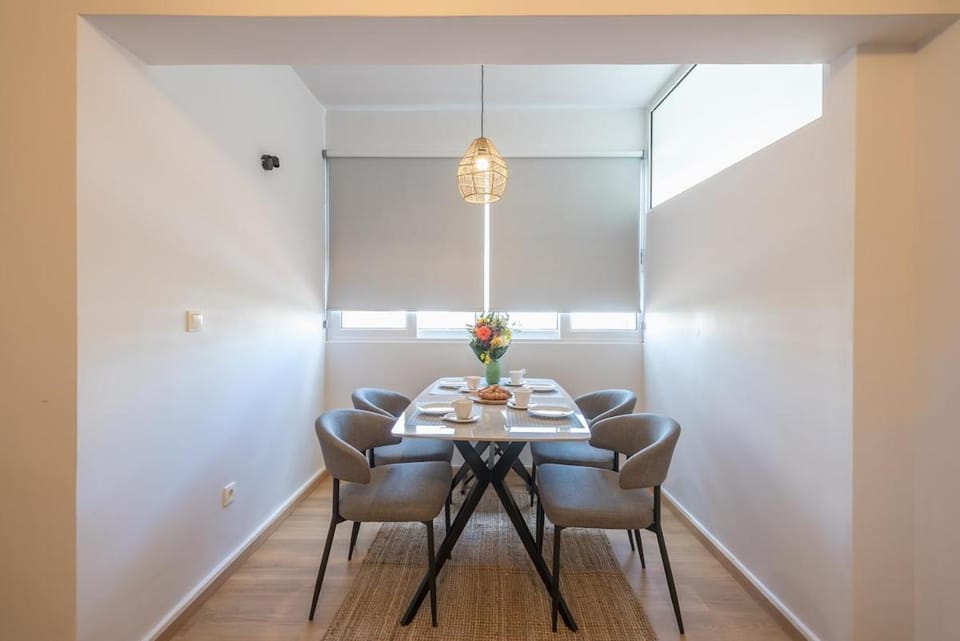 Serenity in Central Glyfada Apartment in South Athens