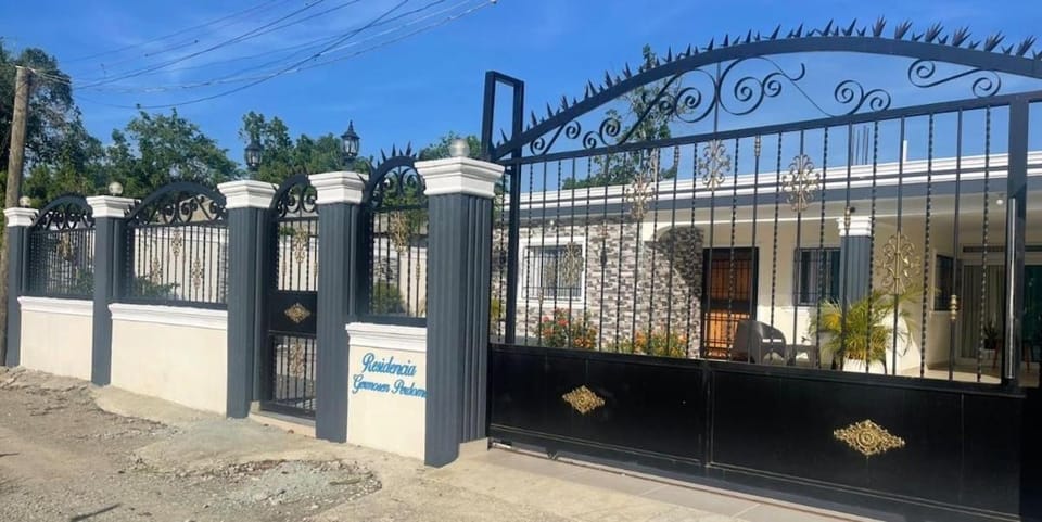 Residencia germosen perdono Villa in Duarte Province, Dominican Republic