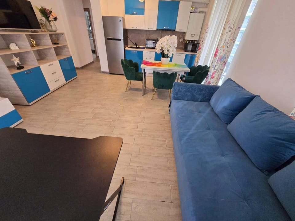 Superb Sea Side 3 Room Apartment - Beach Pool & Spa Resort Apartment in Constanța County
