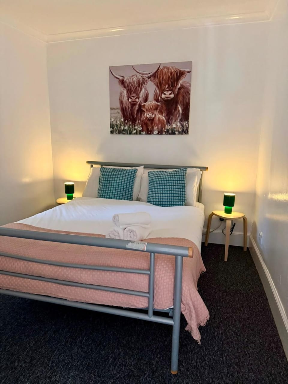 Arthurs Seat 2 Bed Central Edinburgh Apartment in Edinburgh