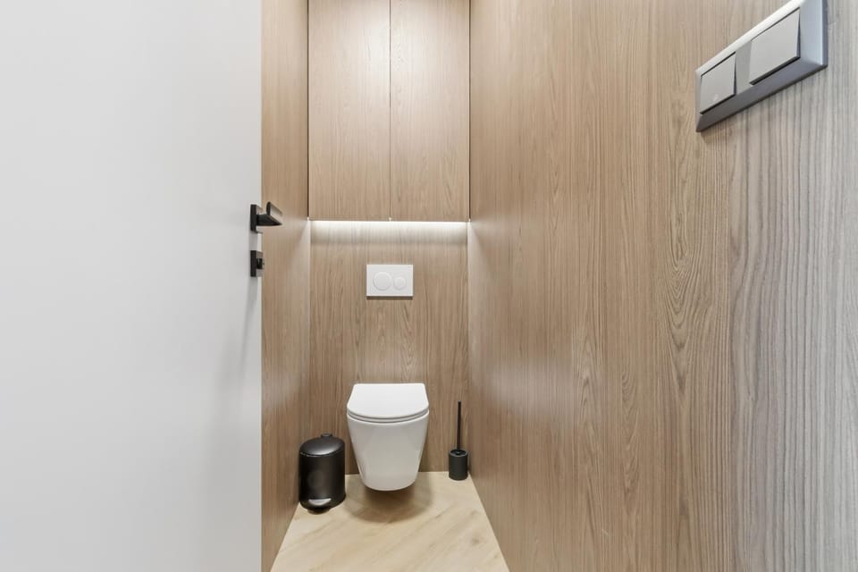 Toilet, Bathroom