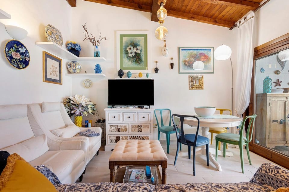 Property building, Living room