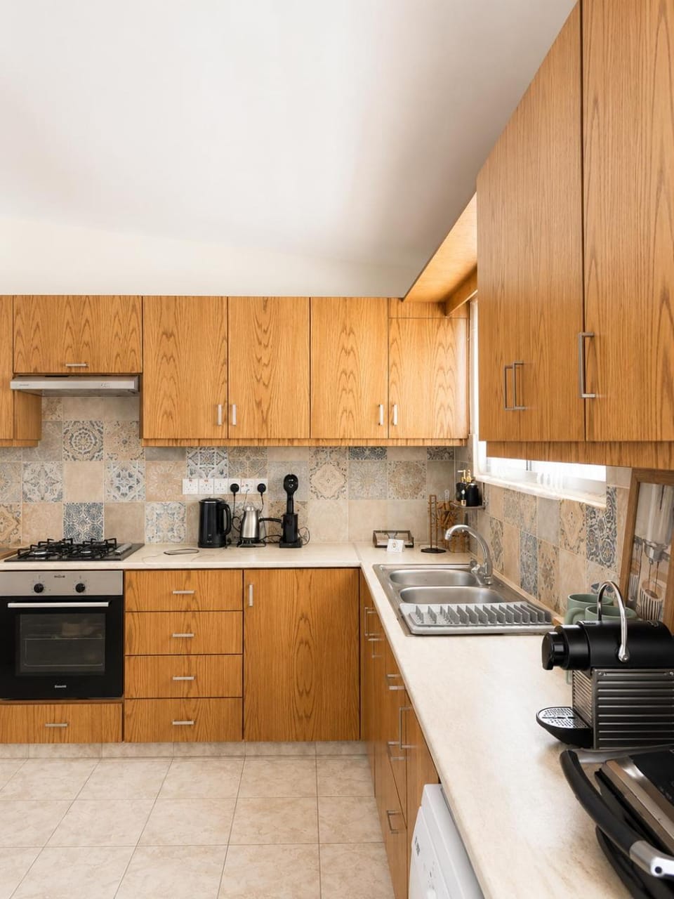 Coffee/tea facilities, Kitchen or kitchenette, dishwasher, toaster