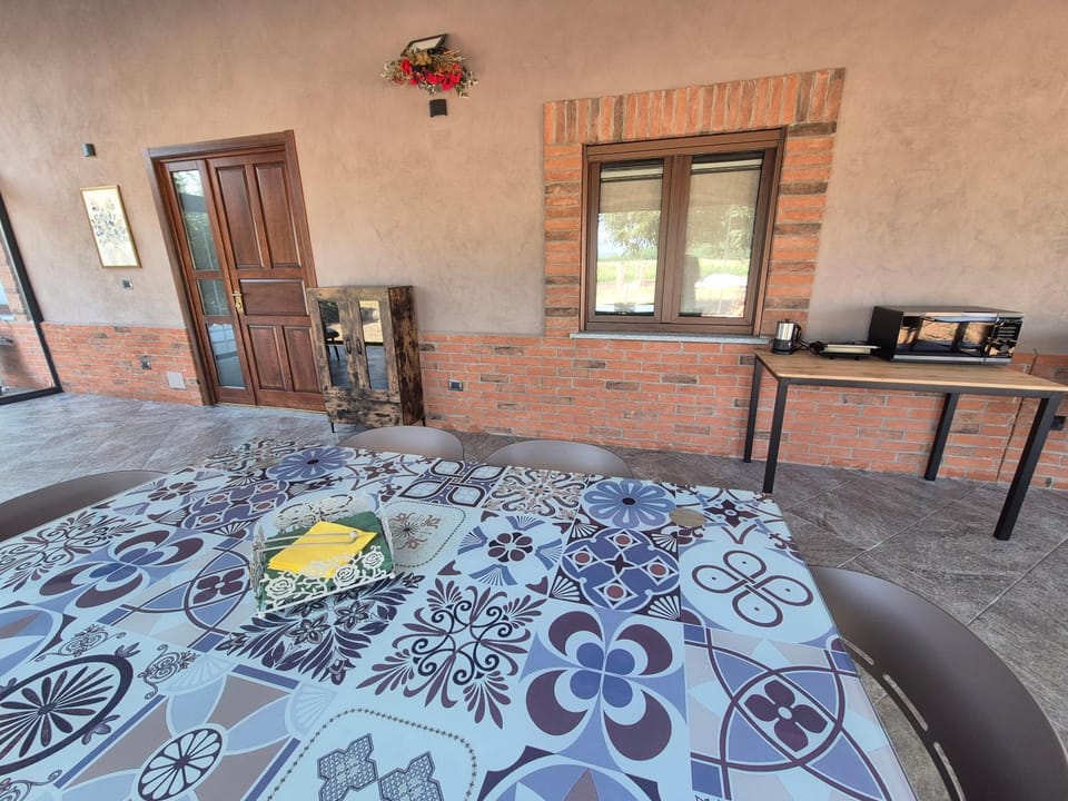 Dining area, Breakfast