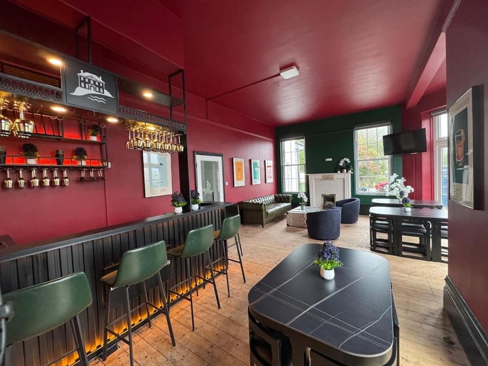 Lounge or bar