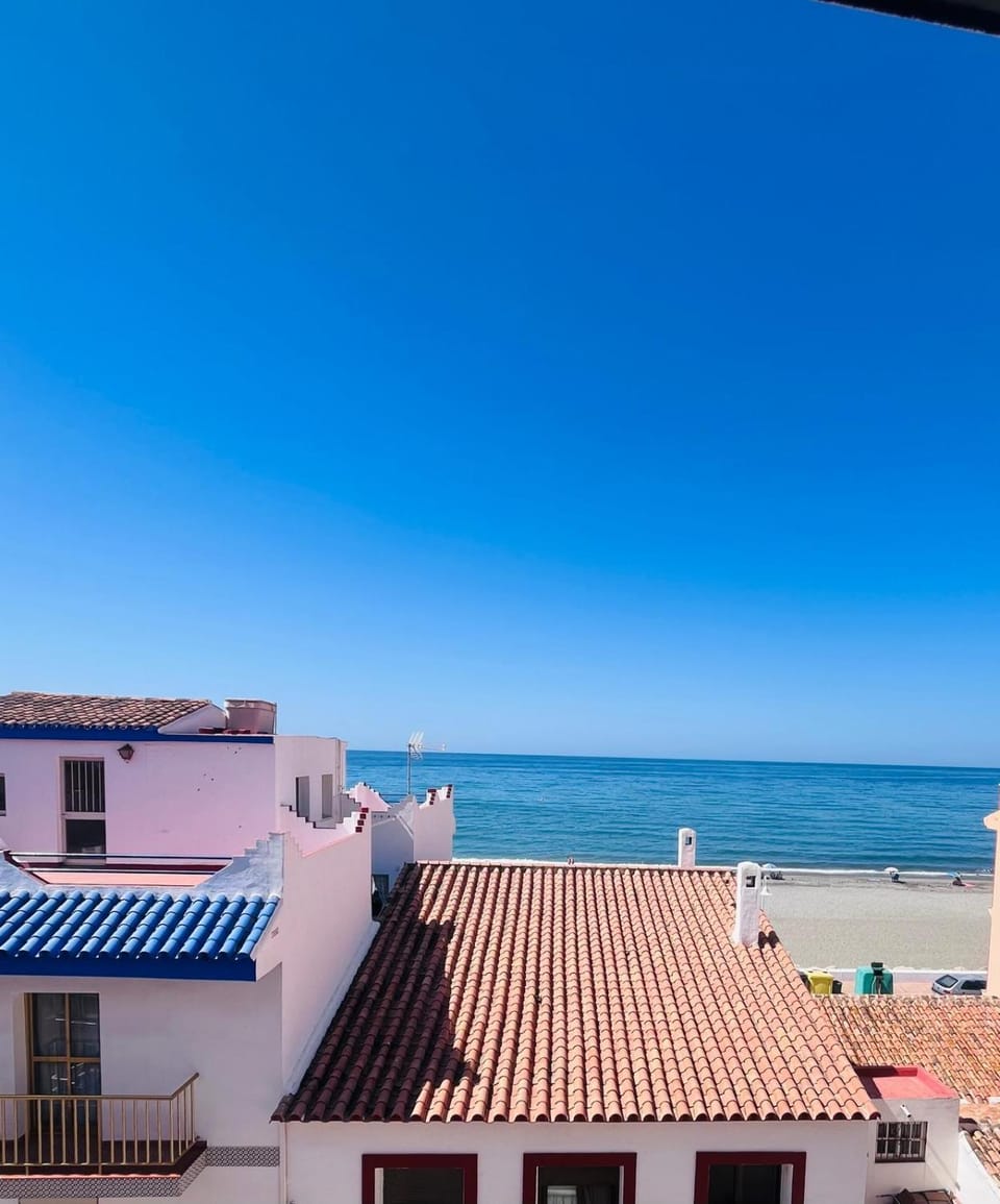 VISTAS AL MAR- ALGARROBO COSTA HOME ReNT MALAGA Apartment in Axarquía