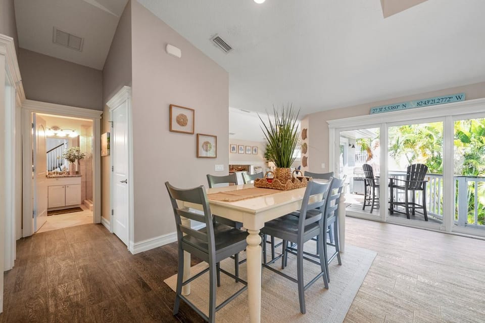 409 - 73rd St Holmes Beach, Anna Maria Island home House in Holmes Beach