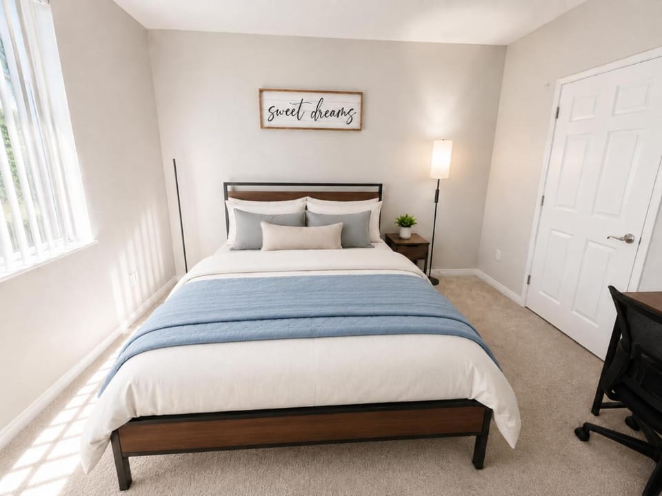 Bed, Photo of the whole room, Bedroom, wardrobe