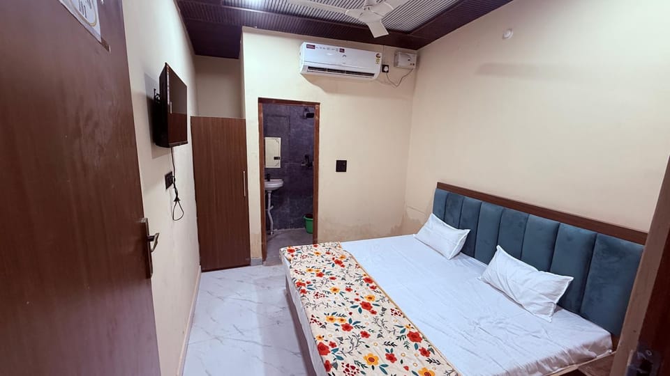 Sarovar Home Stay Vacation rental in Uttar Pradesh
