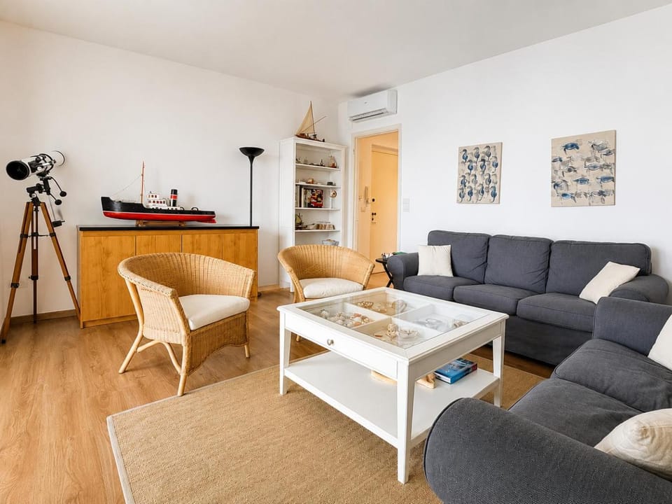 Hostdomus - Sky and Sand Rooftop Suite Apartment in Finale Ligure
