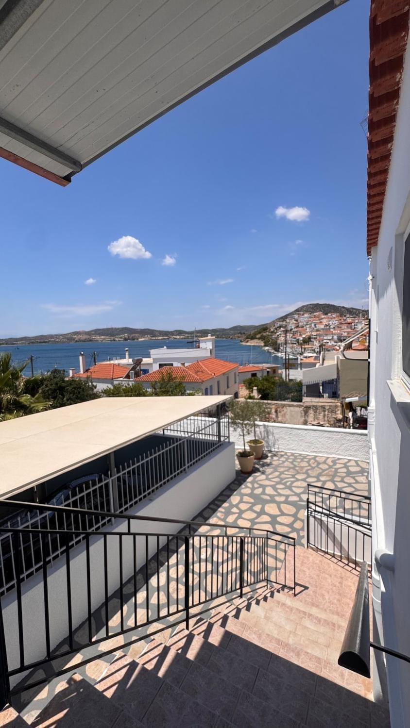 Erika's House Apartment in Peloponnese Region