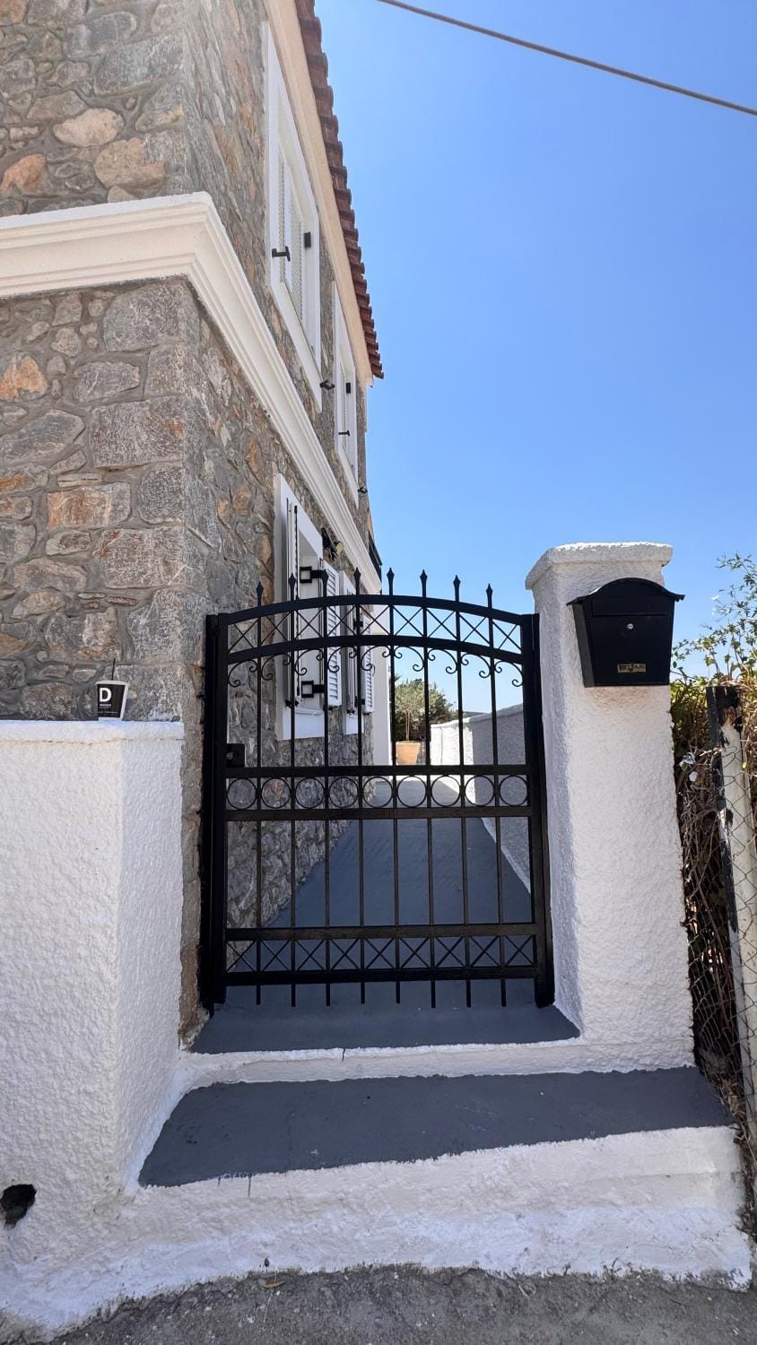 Erika's House Apartment in Peloponnese Region