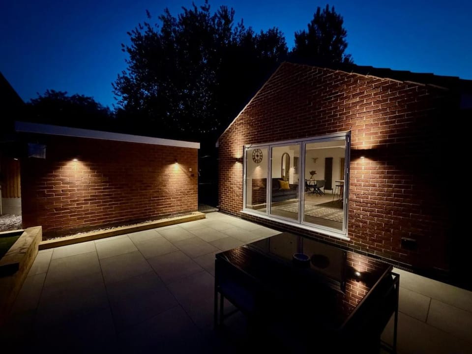 Stylish 3 Bedroom retreat Edwalton Nottingham House in Nottingham