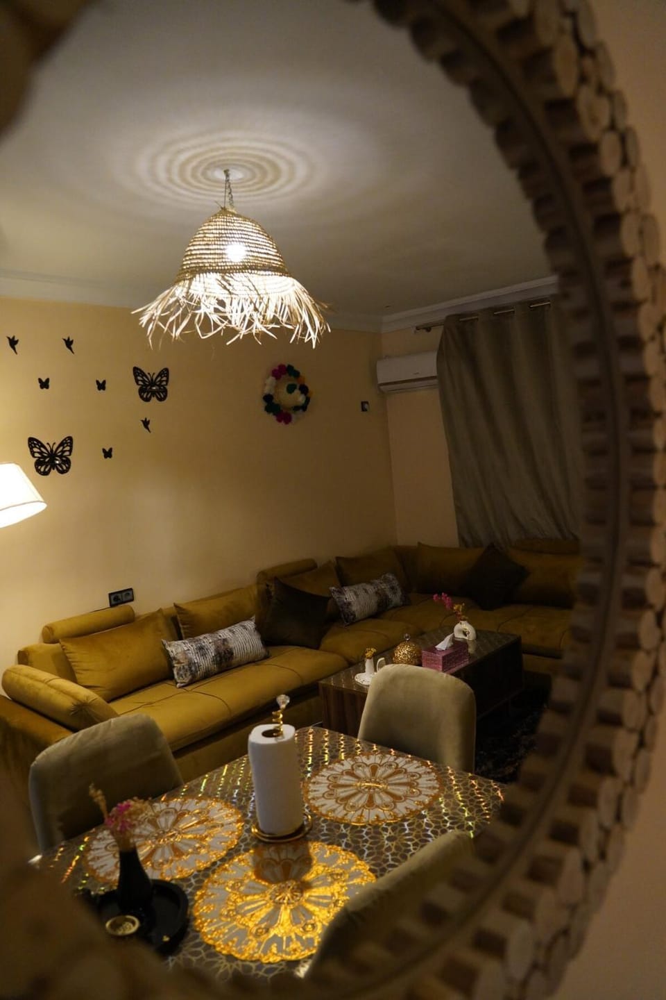 Living room, Seating area