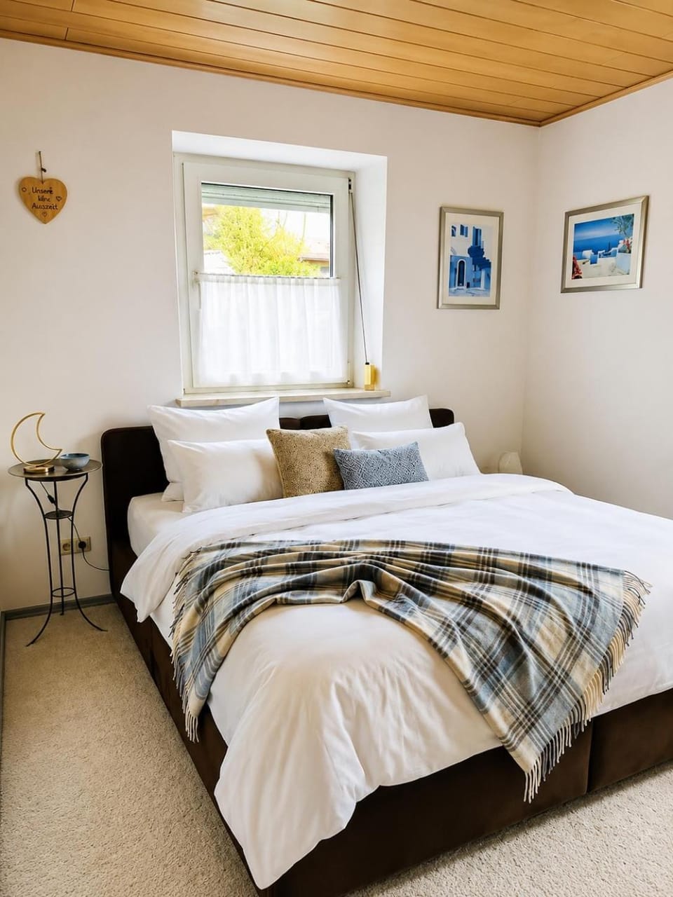 Große Business- & Monteurwohnung, 2 Schlafzimmer, Parkplatz, WLAN Apartment in Bad Staffelstein