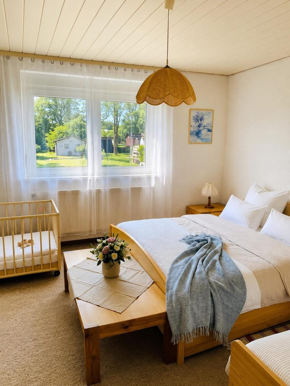 Große Business- & Monteurwohnung, 2 Schlafzimmer, Parkplatz, WLAN Apartment in Bad Staffelstein