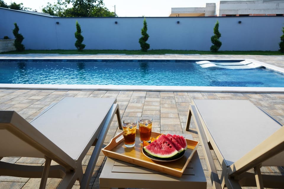 Swimming pool, Entertainment, Seasons