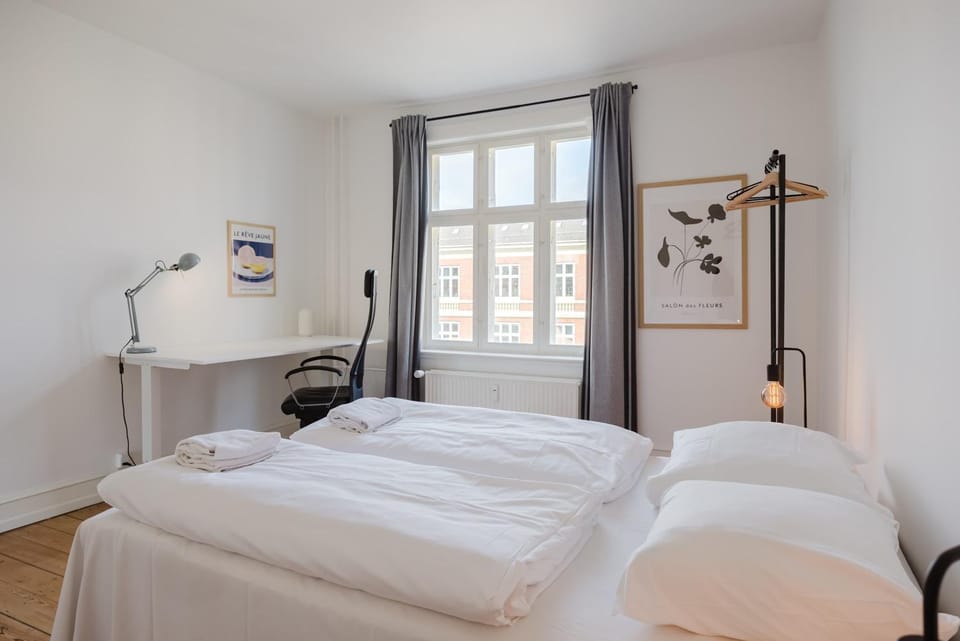 Stunning 6-Pax Valby Apartment in Copenhagen