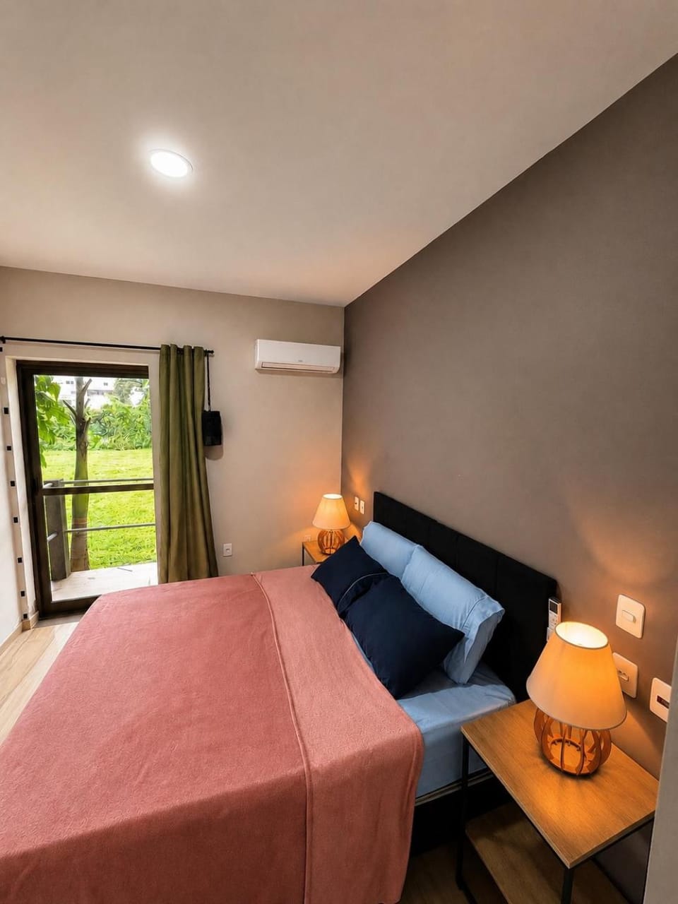 Sitio casa 2 quartos e lago privado 15 min praia cachoeira House in Rio de Janeiro