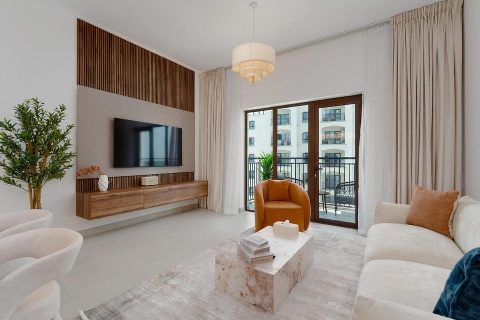 Lush 2BR in Yas Golf collection Near Ferrari World By ĀYA Boutique Apartment in Abu Dhabi