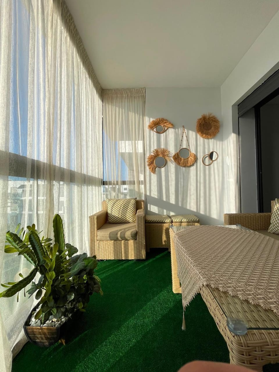 Swimming Pool View Apartment five min walk to the Beach Apartment in Casablanca-Settat