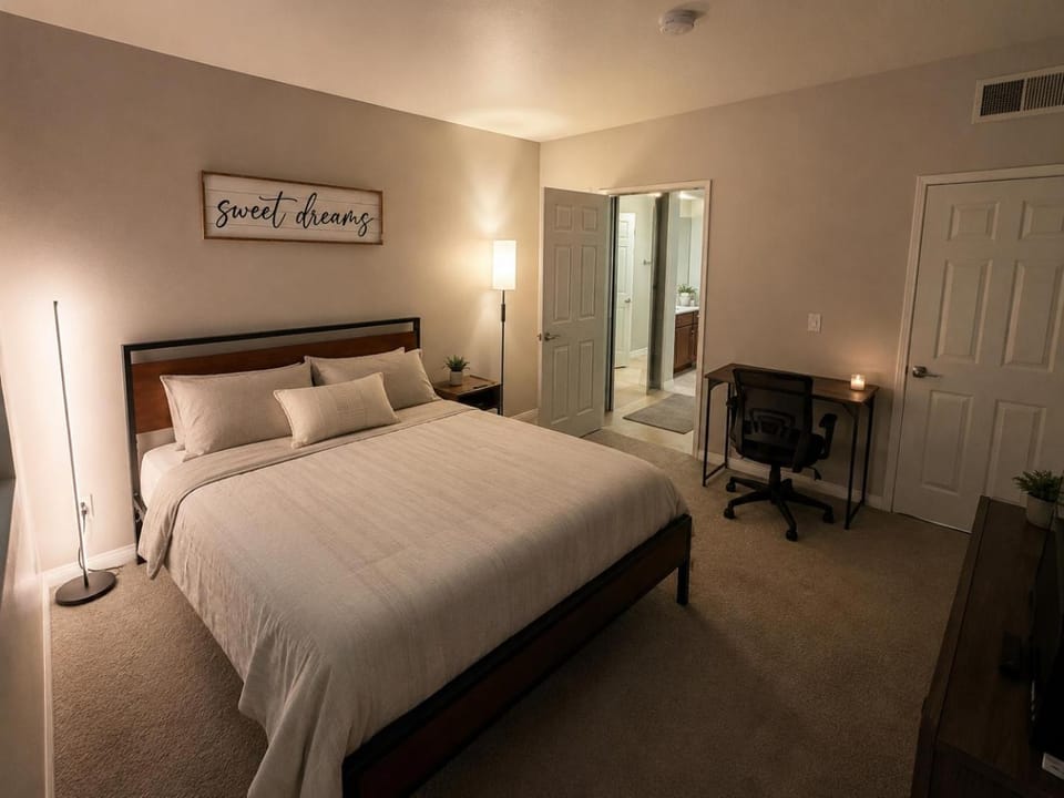 Bed, Bedroom