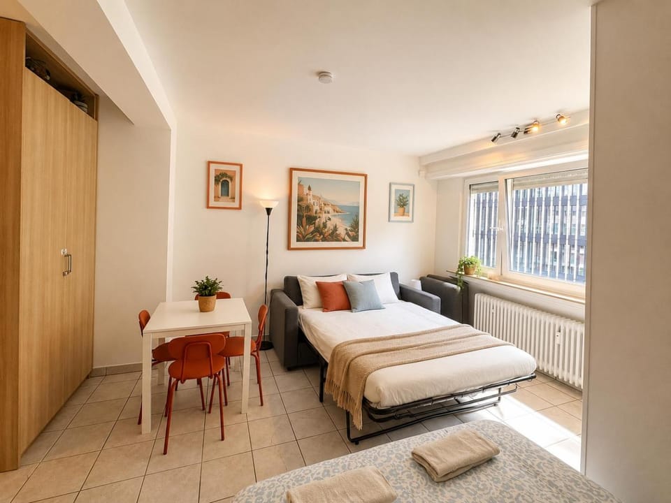 Private Studio 20 - Luxembourg City Center Apartment in Luxembourg