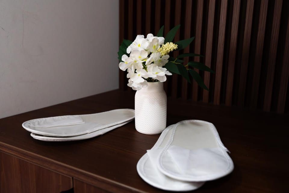 Soni Luxury Apartments 288 Plaza with Free Private Parking & Self Check-in Apartment in Bucharest