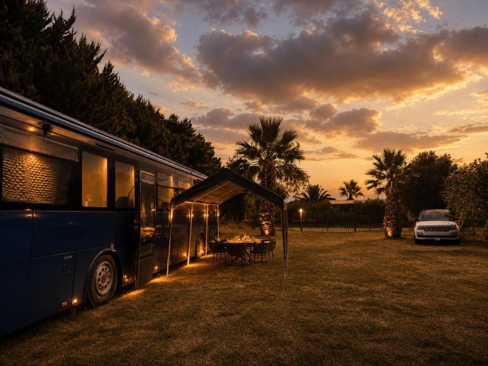 Sunrise, Parking