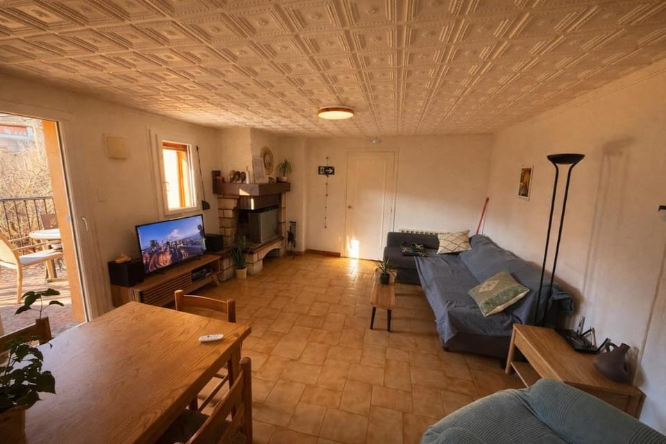 El balcon de Lilith esnidalojamientos es House in Pallars Jussà