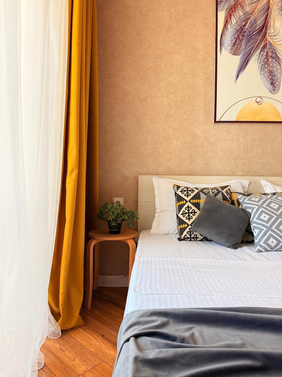 Bed, Photo of the whole room, Bedroom