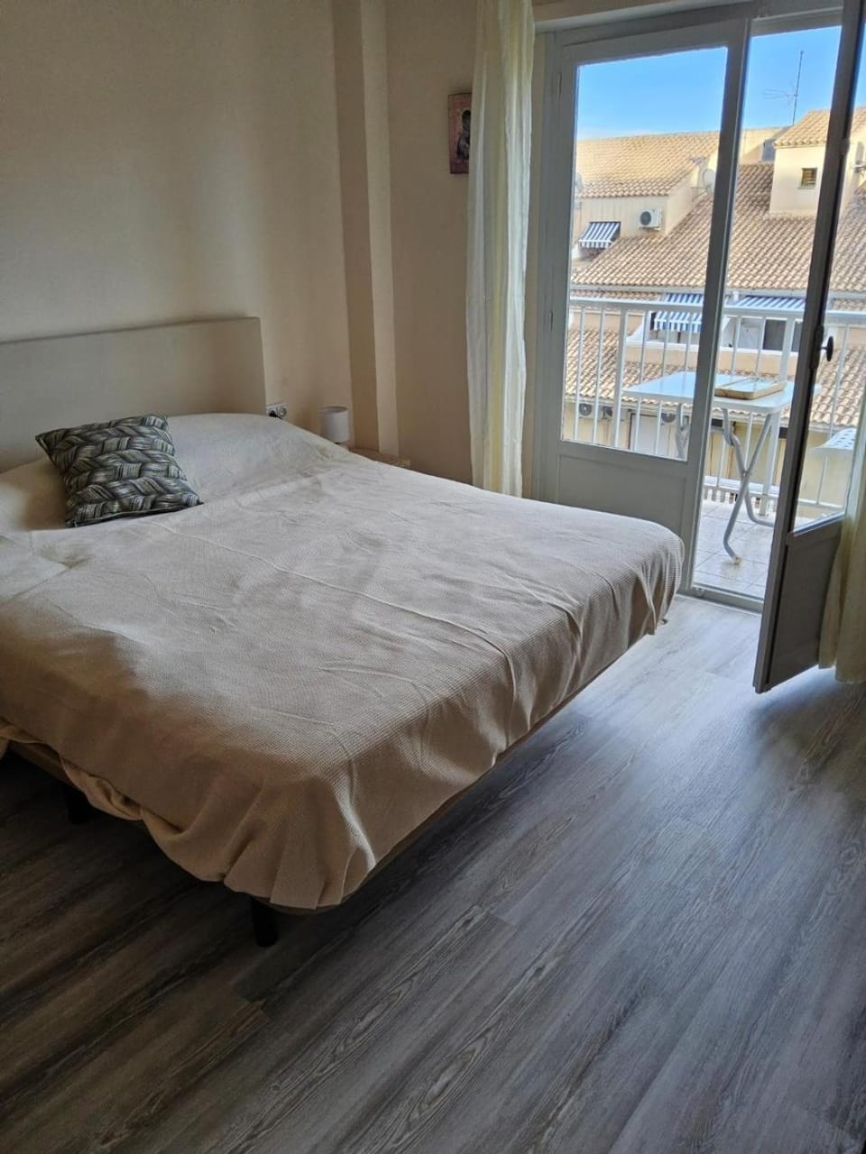 Air-conditioned 3bedroom apartment in El Campello Apartment in El Campello