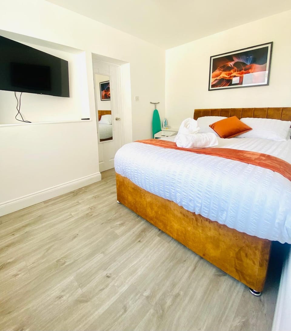 Spacious Rooms in Southsea Portsmouth with Free Parking Apartment in Portsmouth