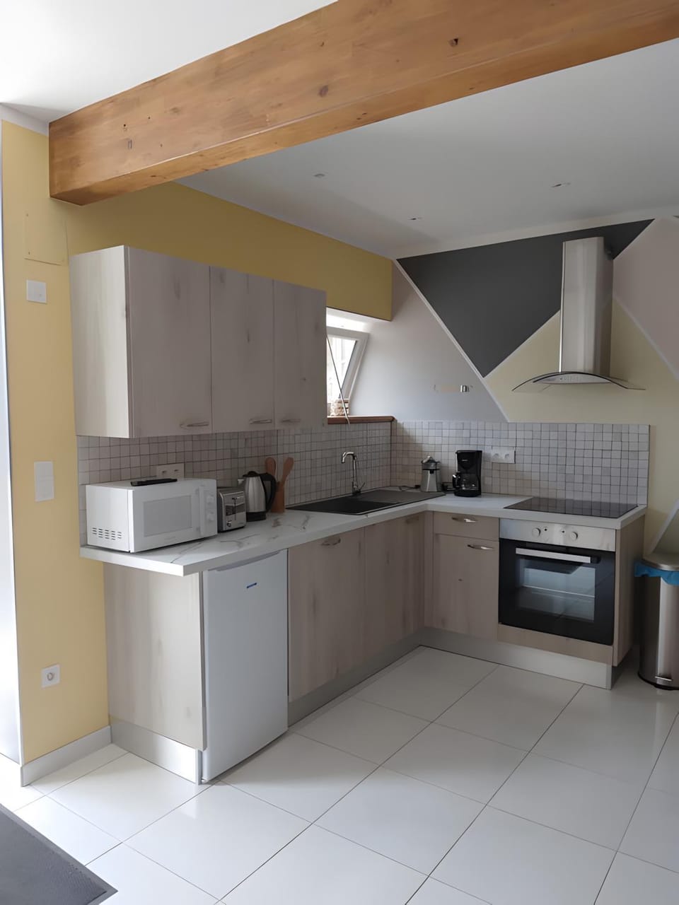 Kitchen or kitchenette, Living room