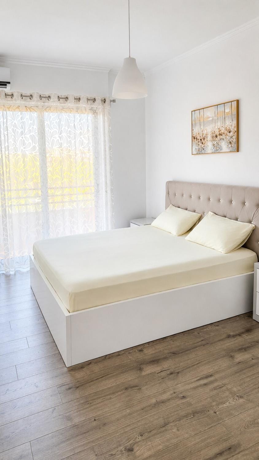 Lake View 3 bedroom Prime Tirana Location Apartment in Tirana