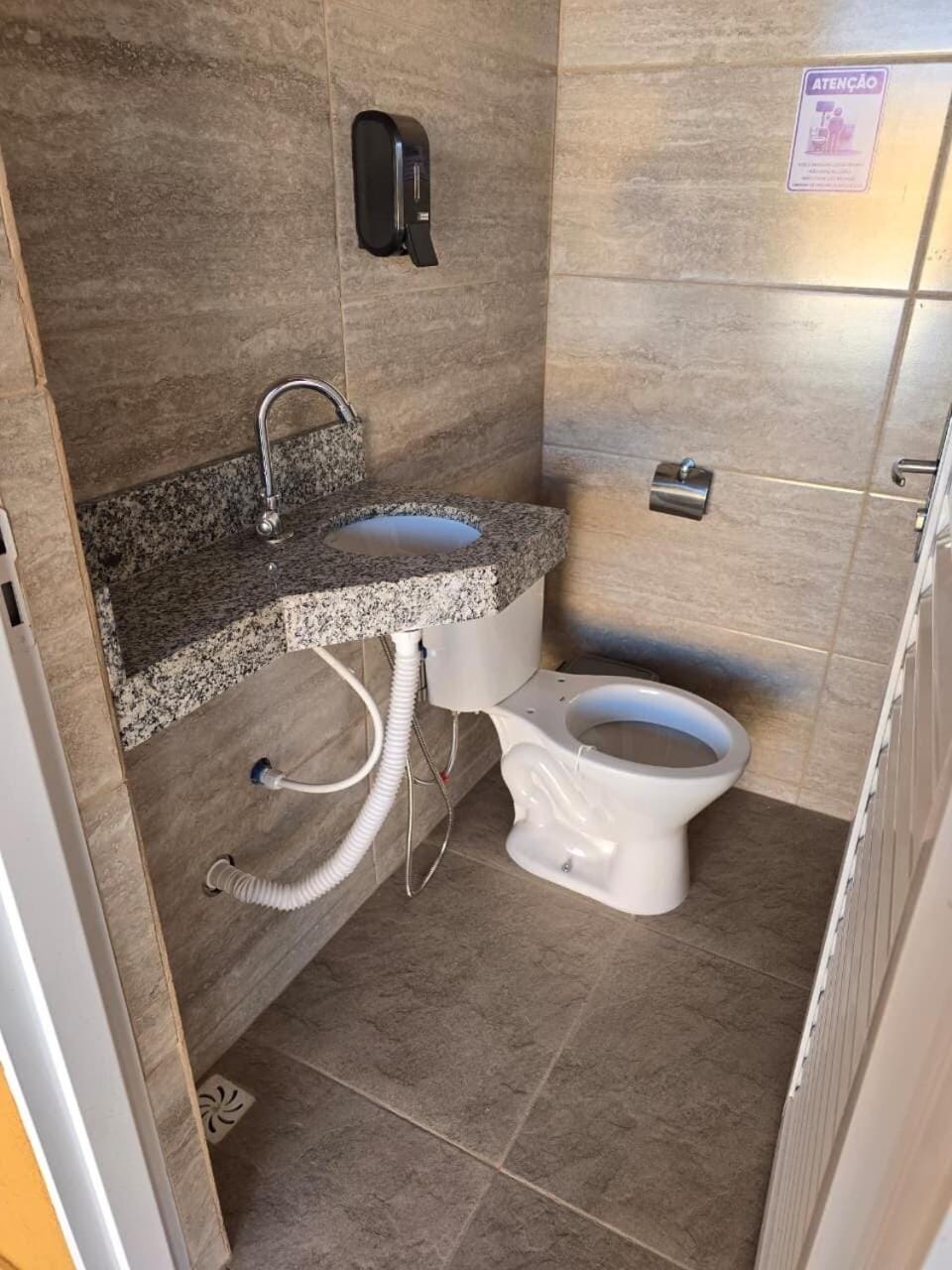 Casa completa com piscina aquecida e área gourmet House in Uberaba