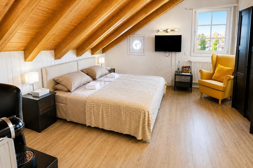 Schifflände Zimmer & Apartments Inn in Switzerland