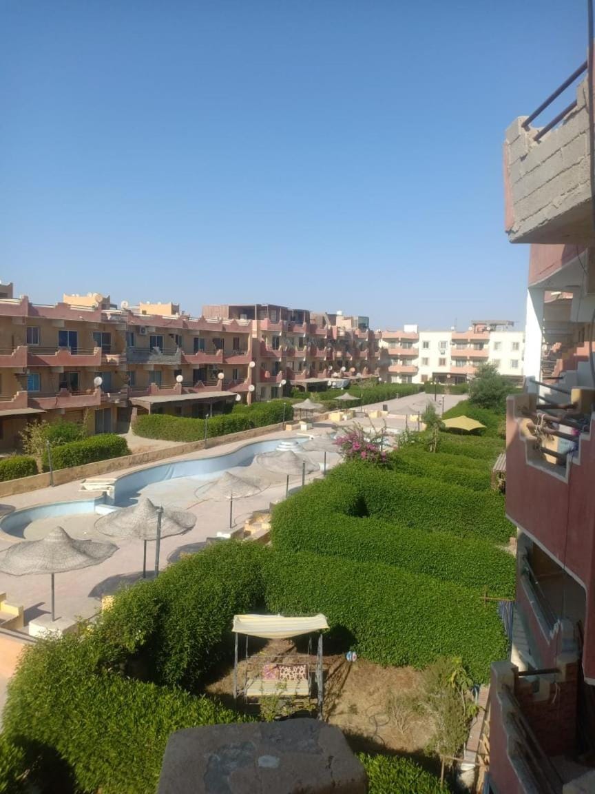 الشاليه الأبيض برأس سدر فيو بيسين Apartment in South Sinai Governorate