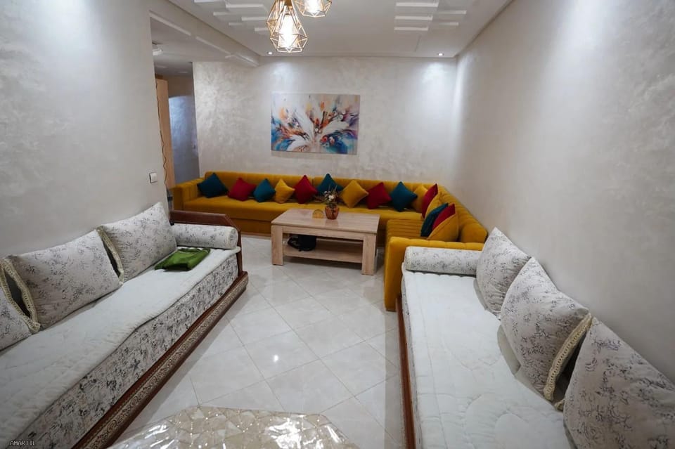 Living room, Decorative detail